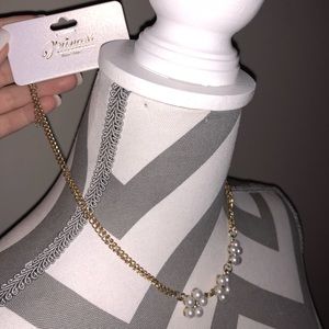 Dainty pearl necklace!